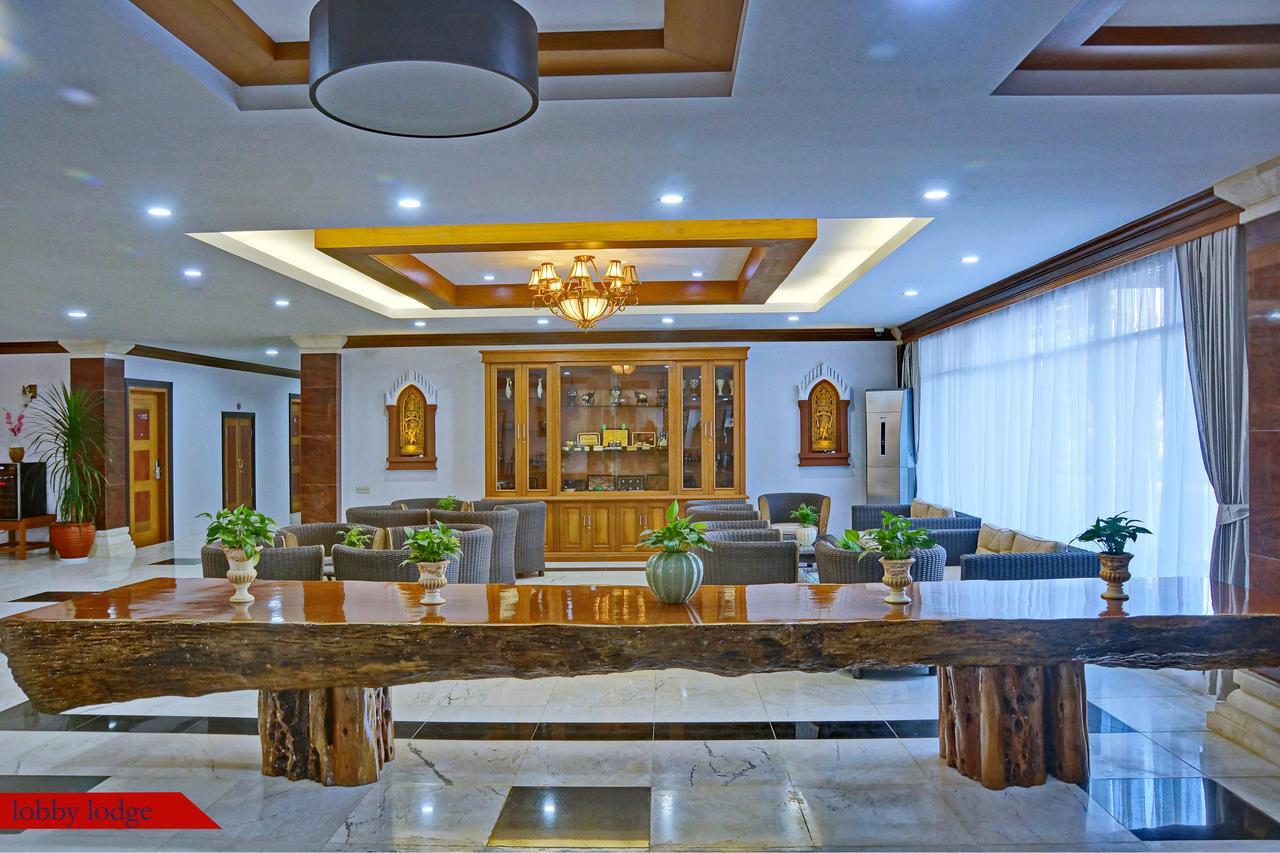 The Regency Hotel Баган Екстериор снимка