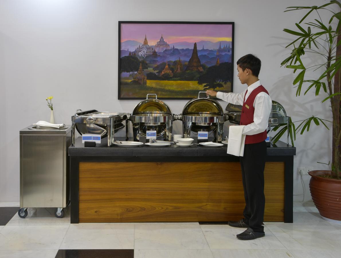 The Regency Hotel Баган Екстериор снимка